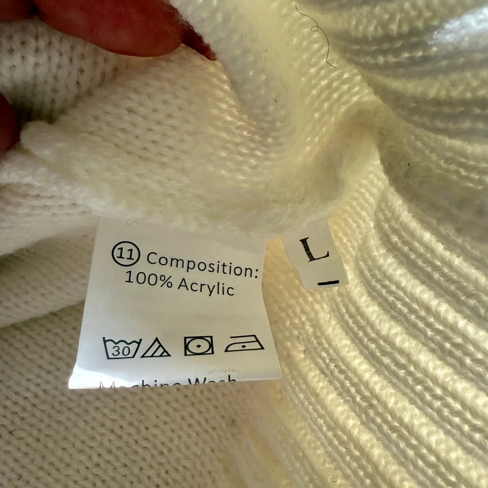 NWOT Cable-Knit Lace-Sleeved Sweater - Picture 11 of 11